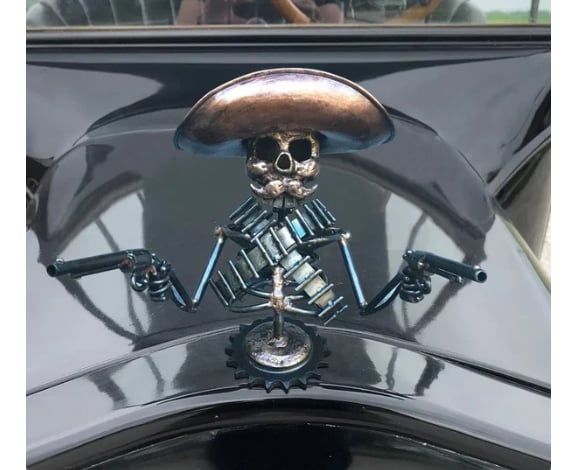 Cowboy Skull Gunslinger Hood Ornament Sculpture