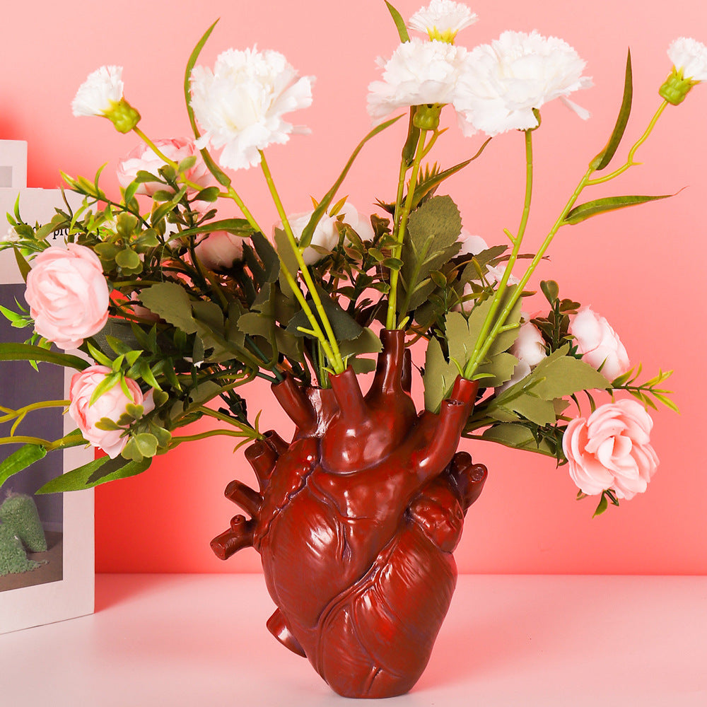 Simulated Heart Flower Arrangement Heart shape desktop decorative resin vase ornament